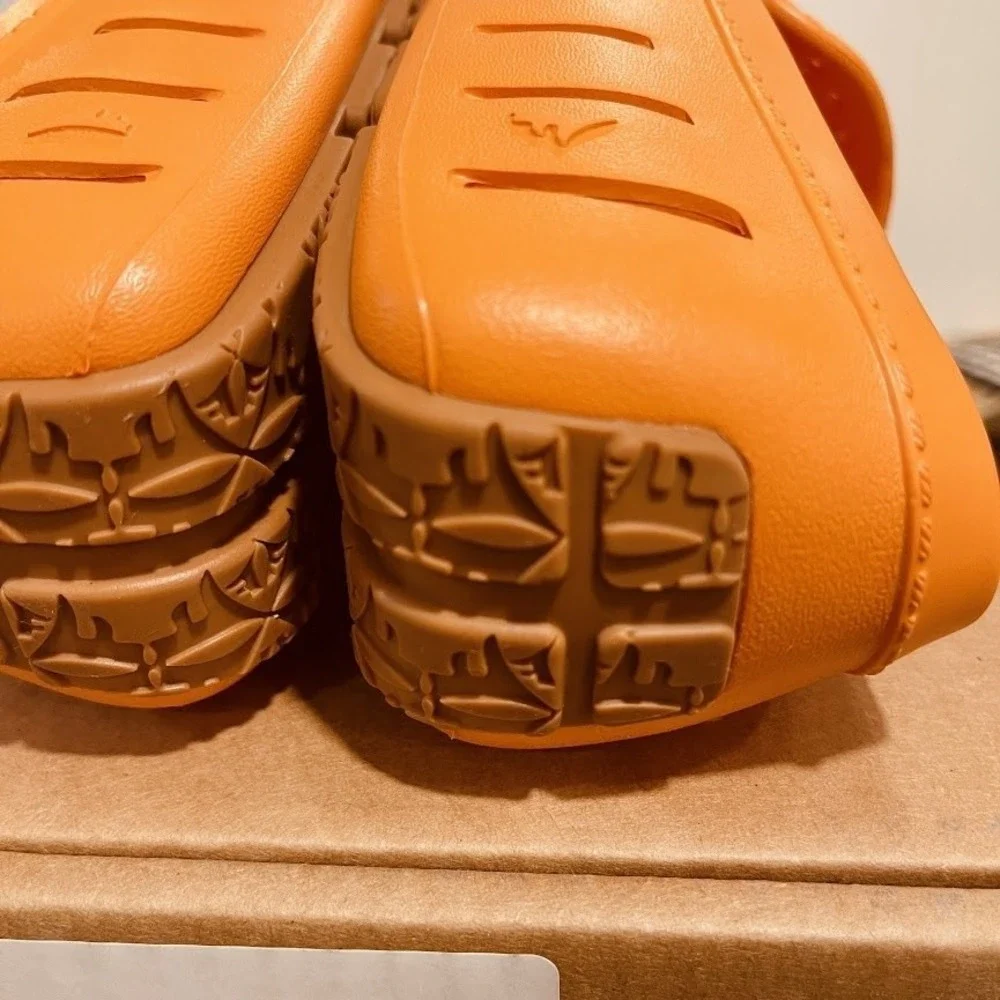 Floafers Country Club 4 Shoes Mens Size 8D Russet‎ Orange Gum Waterproof Loafers